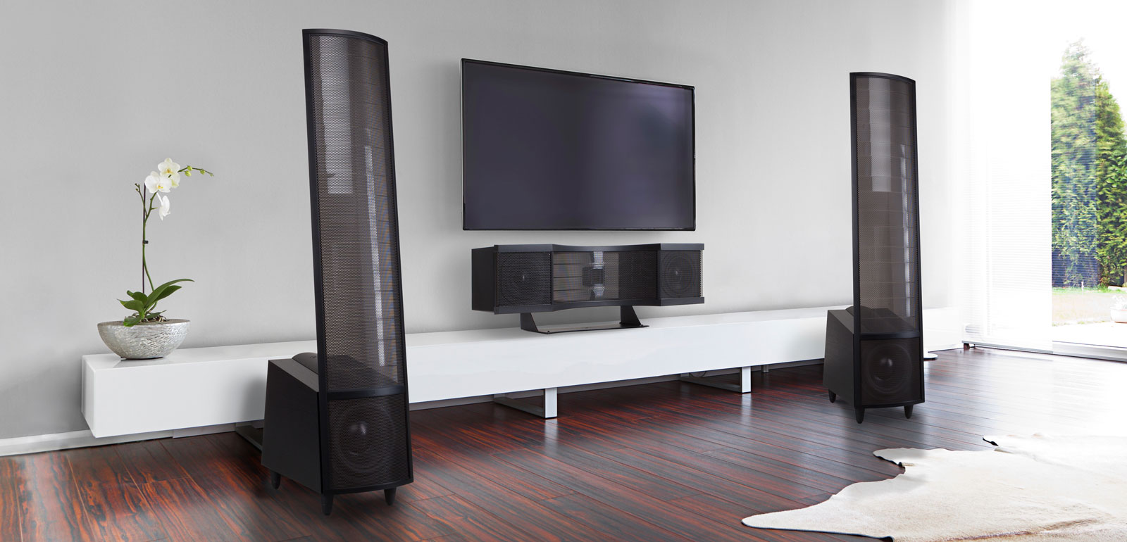 Lifestyle Picture of elaborate room with Martin Logan tower and Stage X center channel speakers