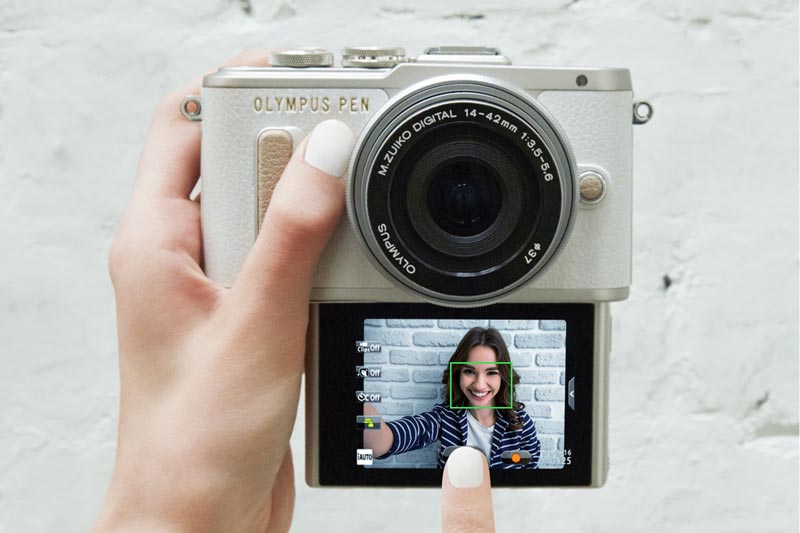 Image of Olympus E-PL8 used to take selfie