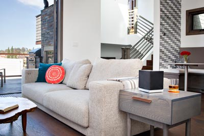 W7 speaker Living Room